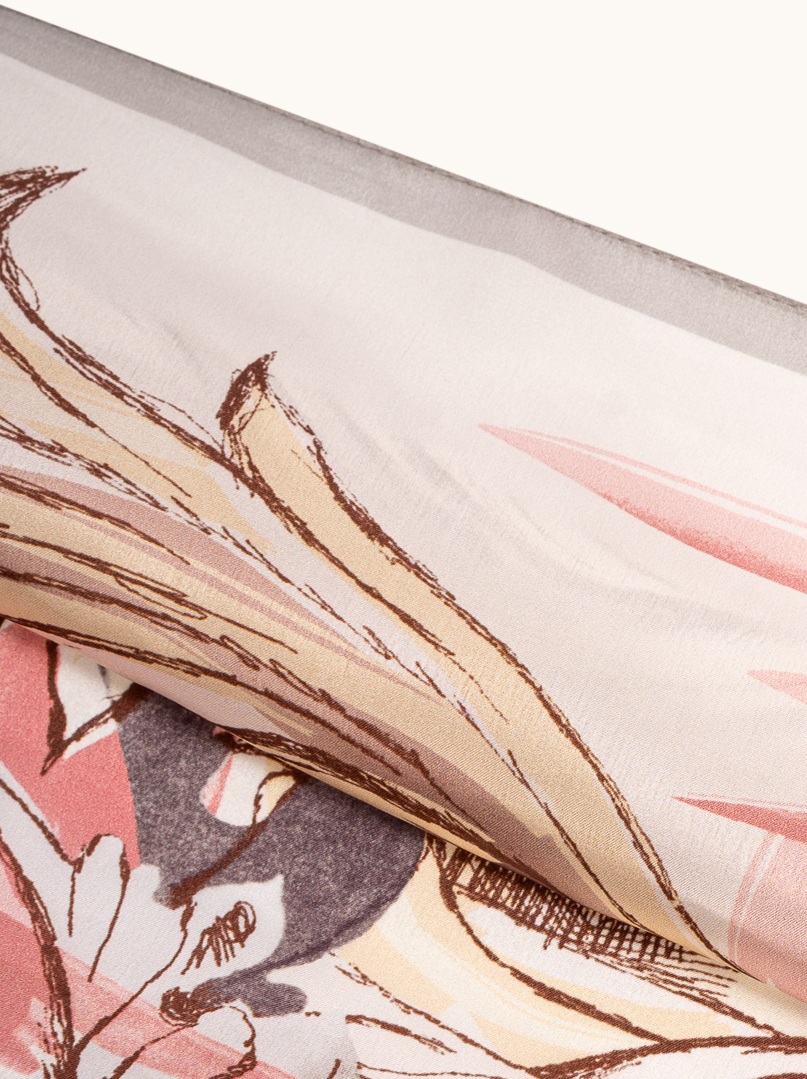 Duża apaszka jedwabna różowa z motywem kwiatowym 90x90 cm zdjęcie 4