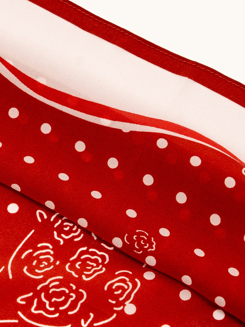 Apaszka jedwabna czerwona ze wzorem groszków 68x68 cm  zdjęcie 4