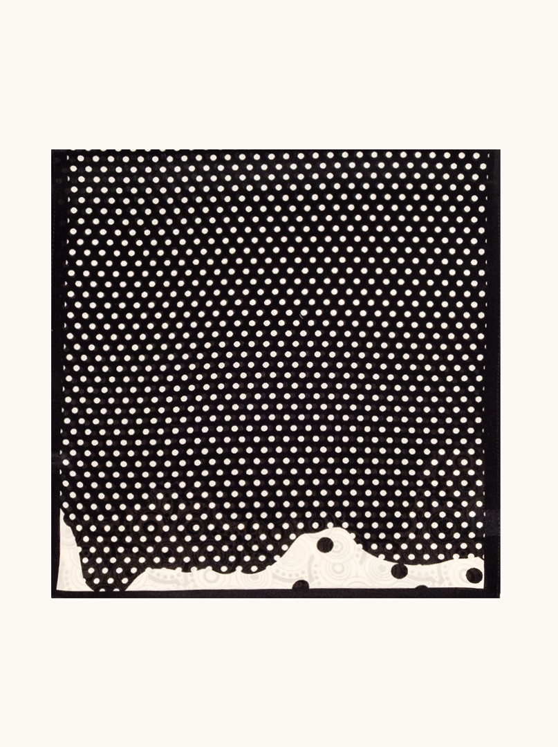 Czarnobiały szal jedwabny w grochy i geometryczne wzory 35 cm x 150 cm zdjęcie 2