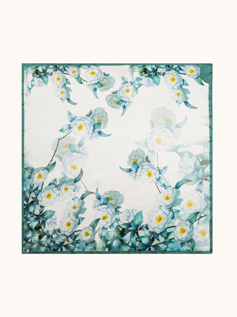 Apaszka jedwabna w odcieniach bieli i szmaragdu  68cm x 68cm  zdjęcie 3