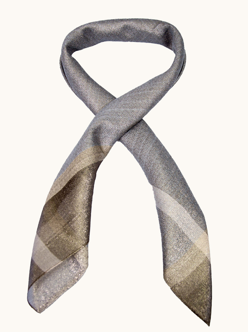 Błyszcząca chusta z wiskozy i jedwabiu 90cm x 90cm zdjęcie 1