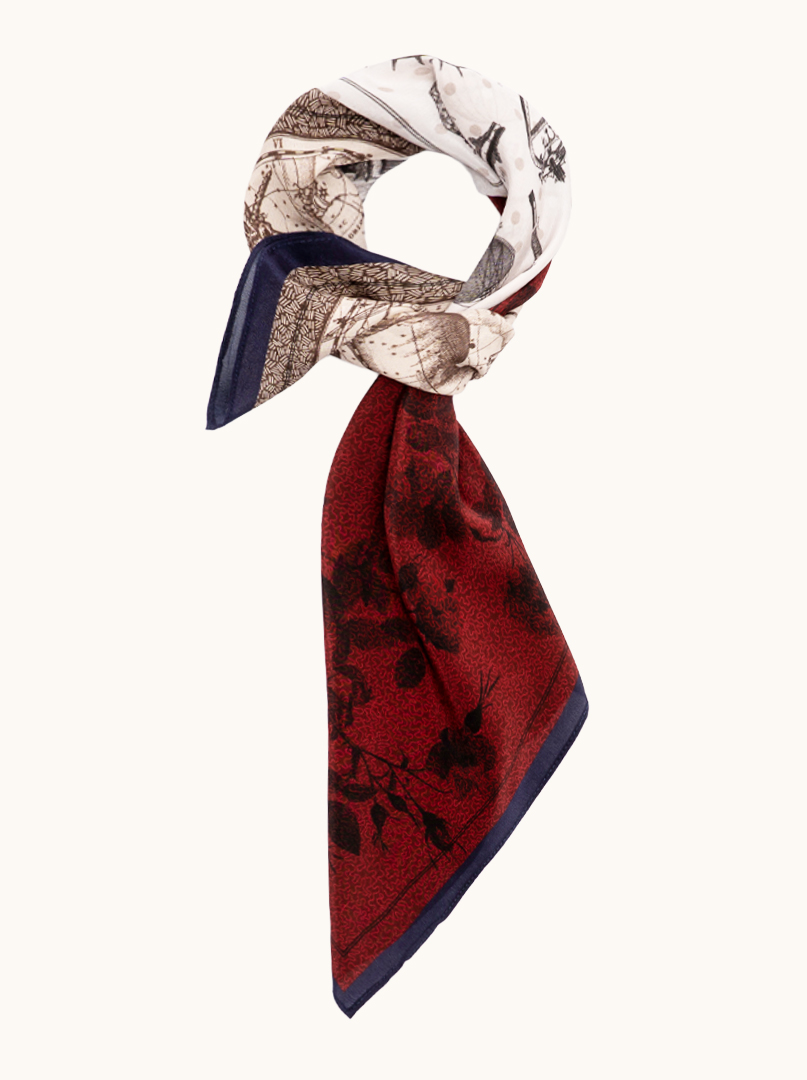 Apaszka jedwabna bordowa Tajemniczy Atlas 65x65 cm zdjęcie 1