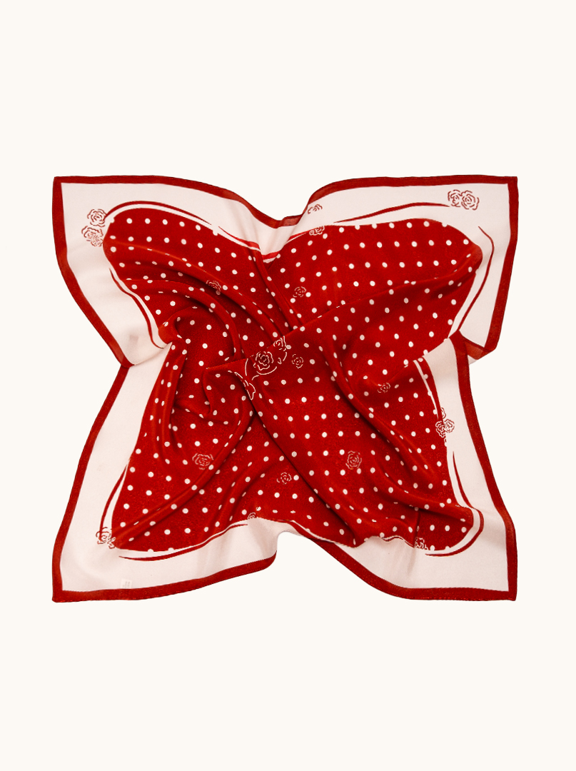 Apaszka jedwabna czerwona ze wzorem groszków 68x68 cm  zdjęcie 3