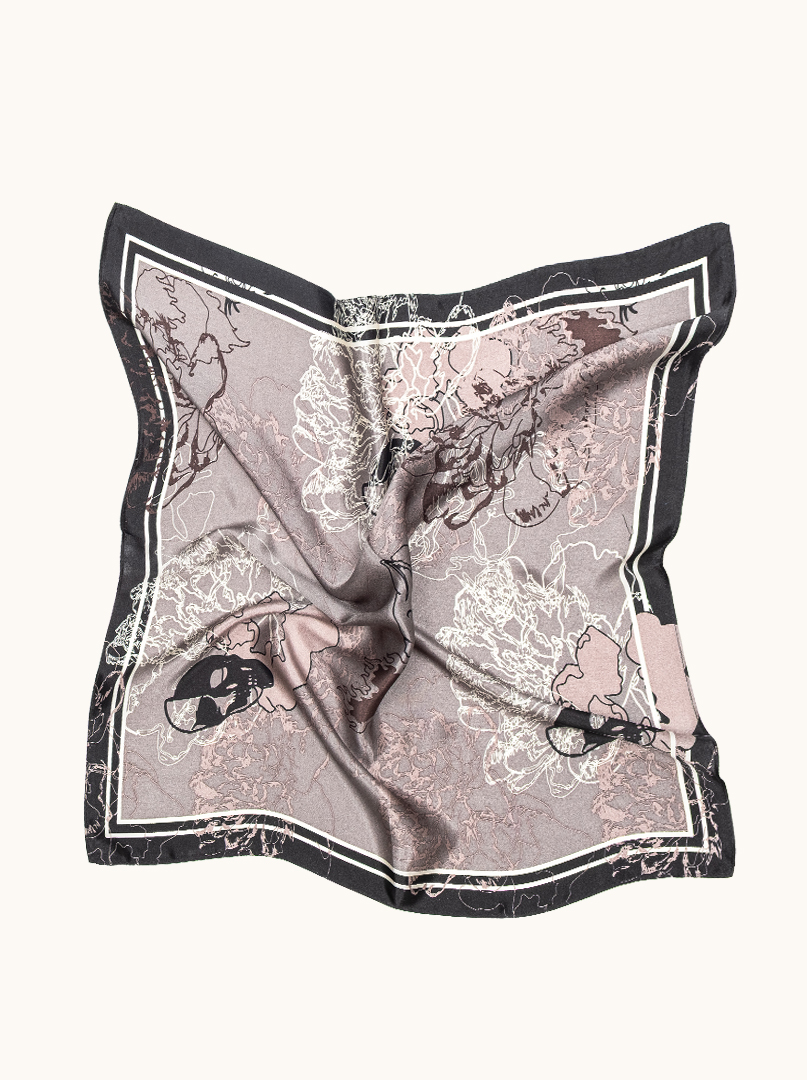 Mała apaszka jedwabna z mrocznym twistem 53cm x53cm zdjęcie 3