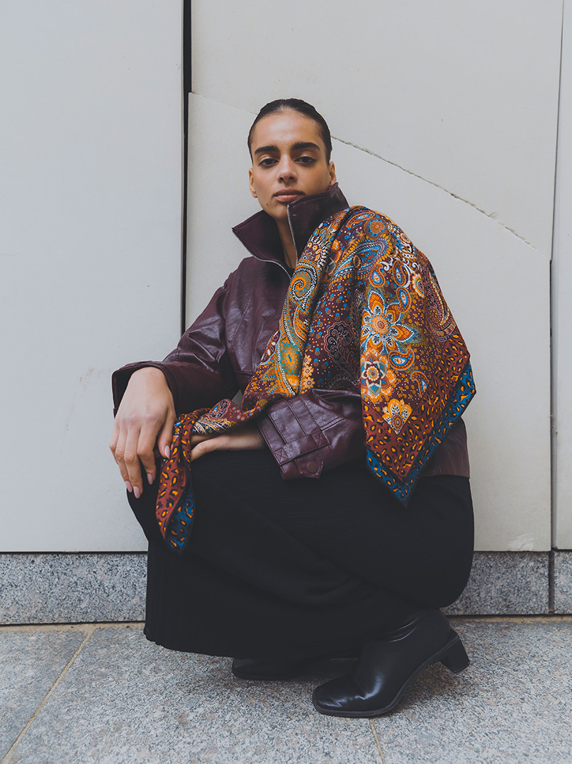 Duża chusta wełna z jedwabiem ARDORA 105x105 cm PREMIUM zdjęcie 1