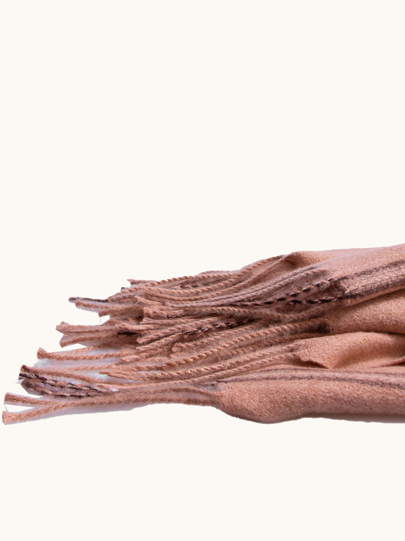 Ciepły brązowy szal  w kratkę 70 cm x 210 cm zdjęcie 4