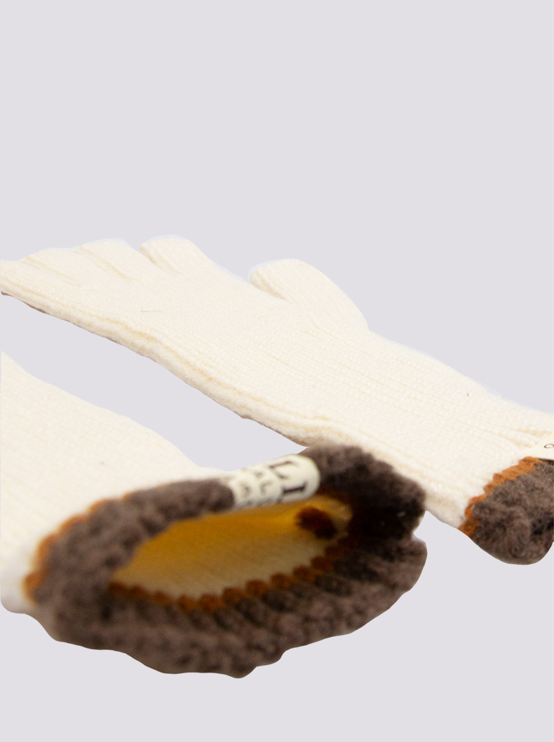 Krótkie rękawiczki grube dzianinowe kremowe z brązową końcówką zdjęcie 4