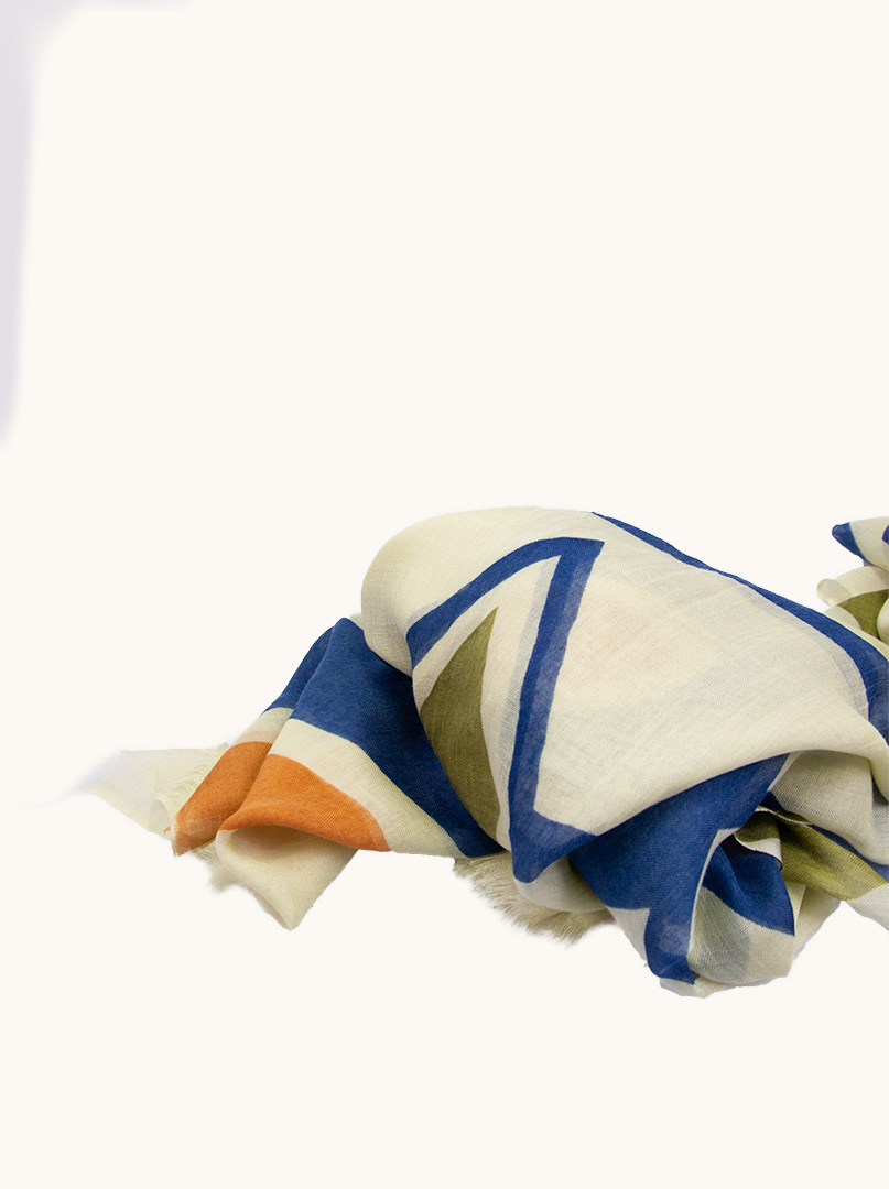 Szal lekki w geometryczne wzory 110 cm x 195 cm zdjęcie 3