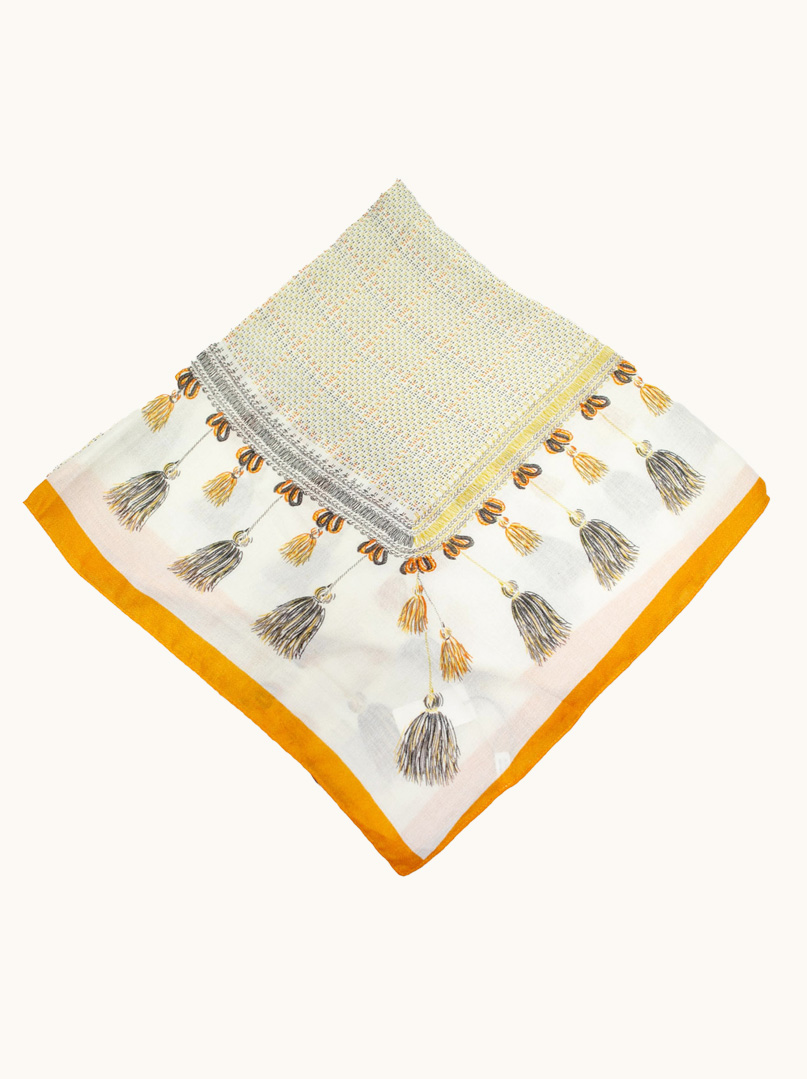 Szal z wiskozy w etniczny wzór z frędzlami i żółtą ramką  85cm x 180cm zdjęcie 2