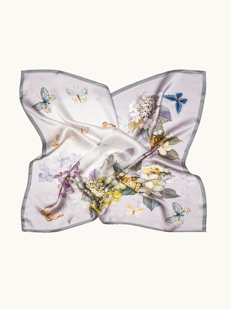 Mała apaszka jedwabna damska gawroszka w kwiaty 53cm x53cm zdjęcie 2