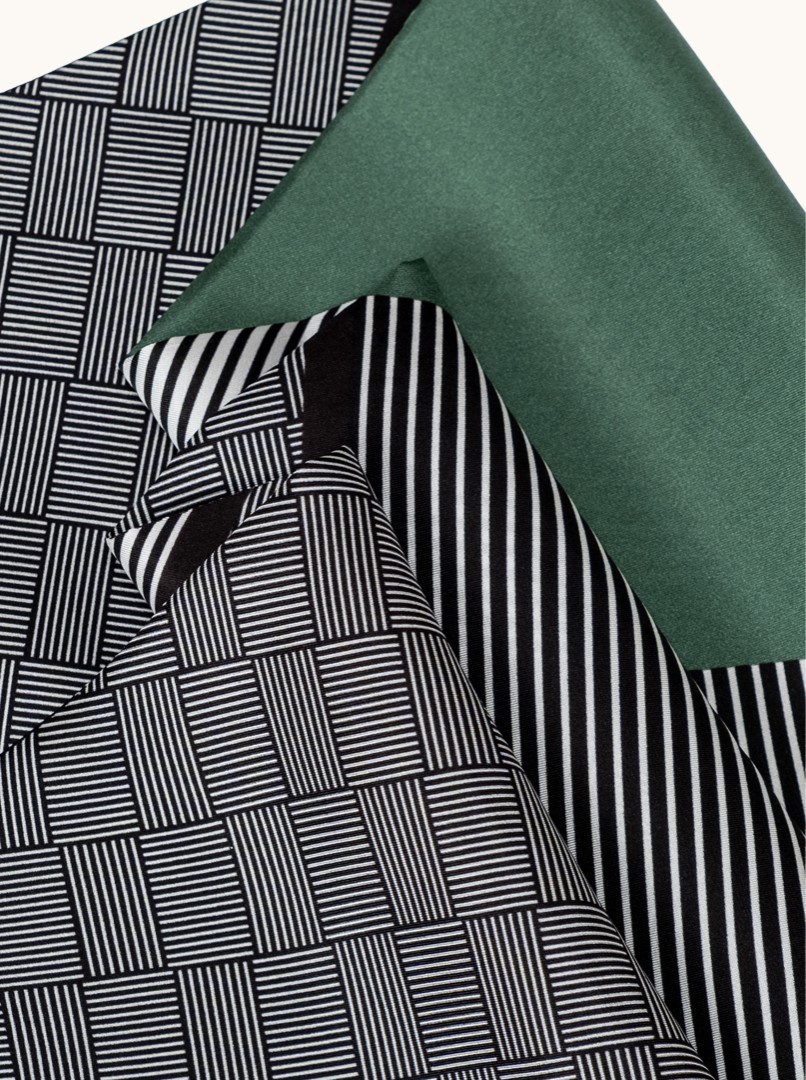 Ekskluzywny szal jedwabny zielony w geometryczne wzory 25 cm x 160 cm zdjęcie 4