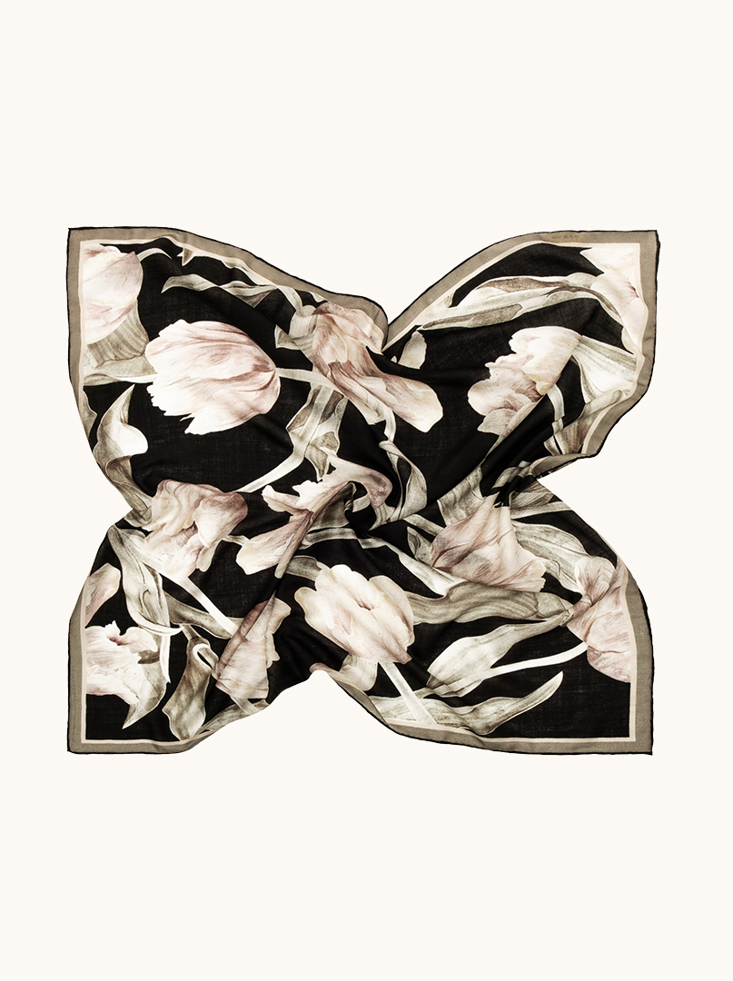 Chusta wełniana NOTTURNA 100x100 cm PREMIUM zdjęcie 4